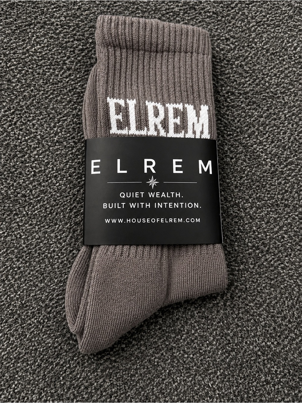 ELREM Quiet Luxury Washed Gray Crew Socks